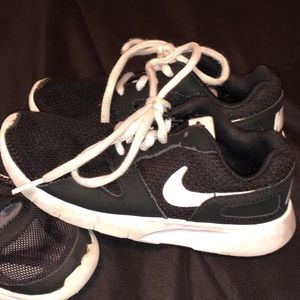 Nike Boys size 11
